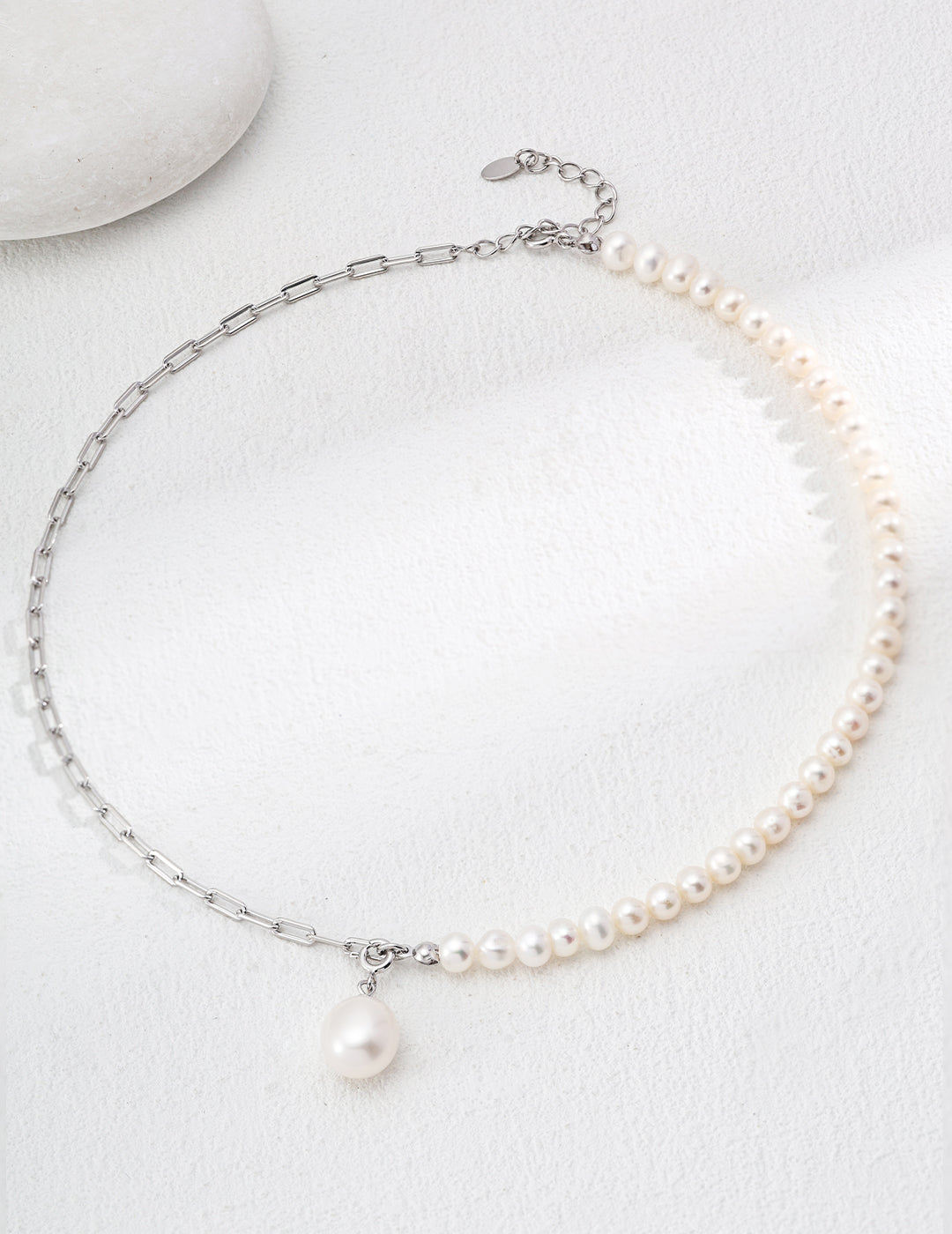 Pearl necklace D0228